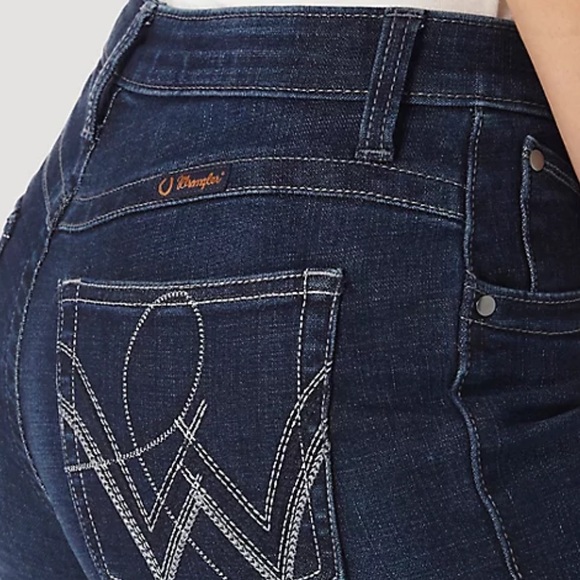 WRANGLER Ultimate Riding Jeans Q-BABY Mid-Rise Bootcut Classic Blue 9/10X38 Tall - Picture 7 of 10